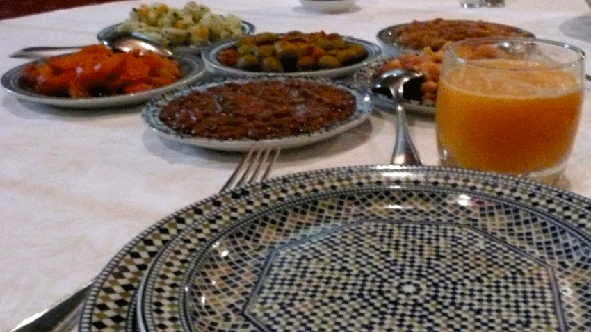 CrescentRating Ranking of Top 10 Halal Food Facebook Pages and Websites 2014