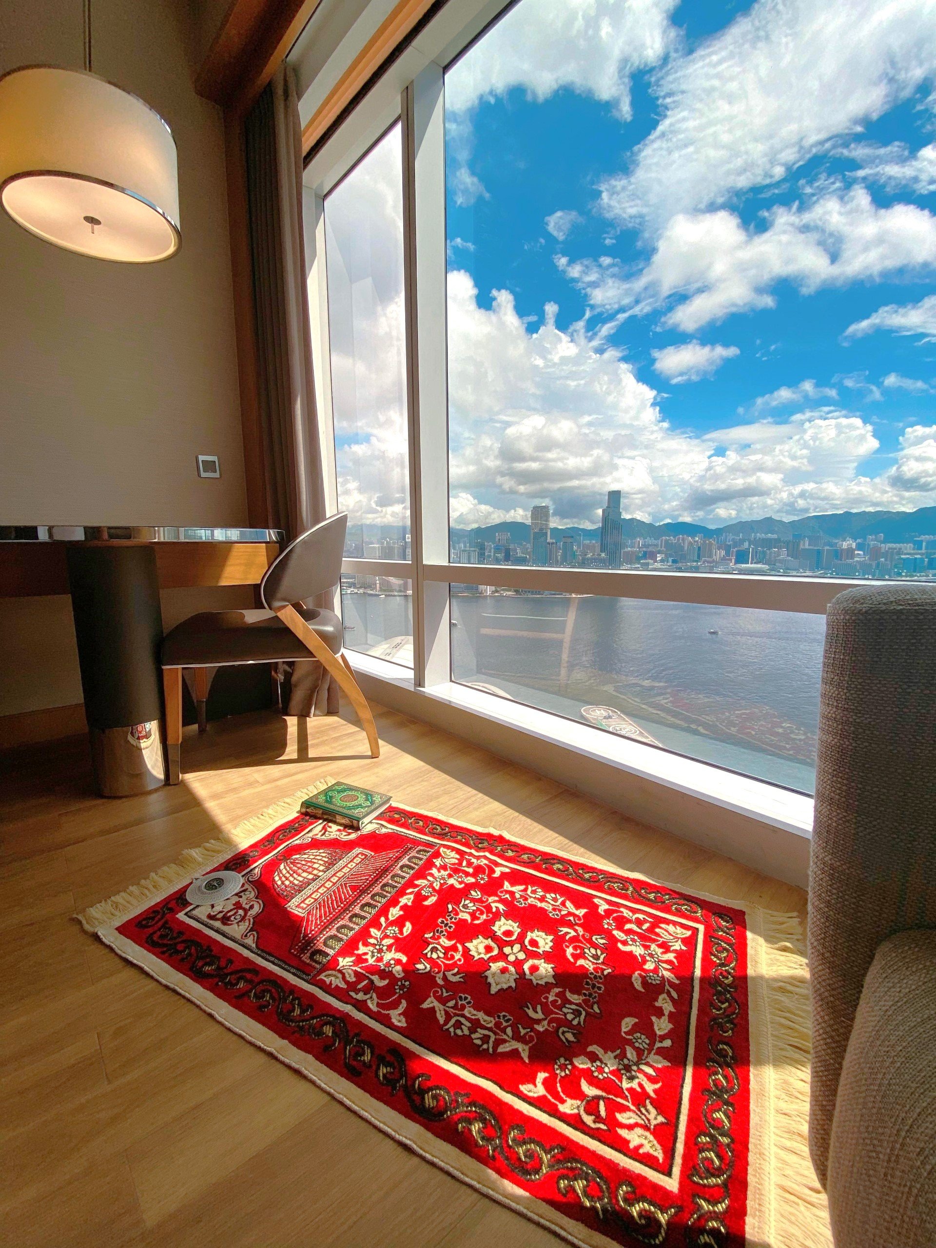 Prayer room at Renaissance Harbour View Hotel Hong Kong