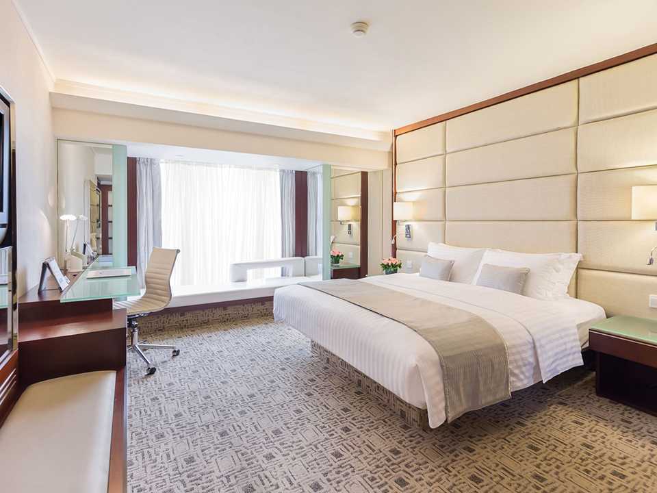Regal Kowloon Hotel photograph 2