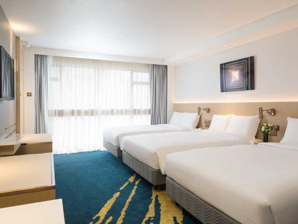 Holiday Inn Golden Mile Hong Kong  photograph 6