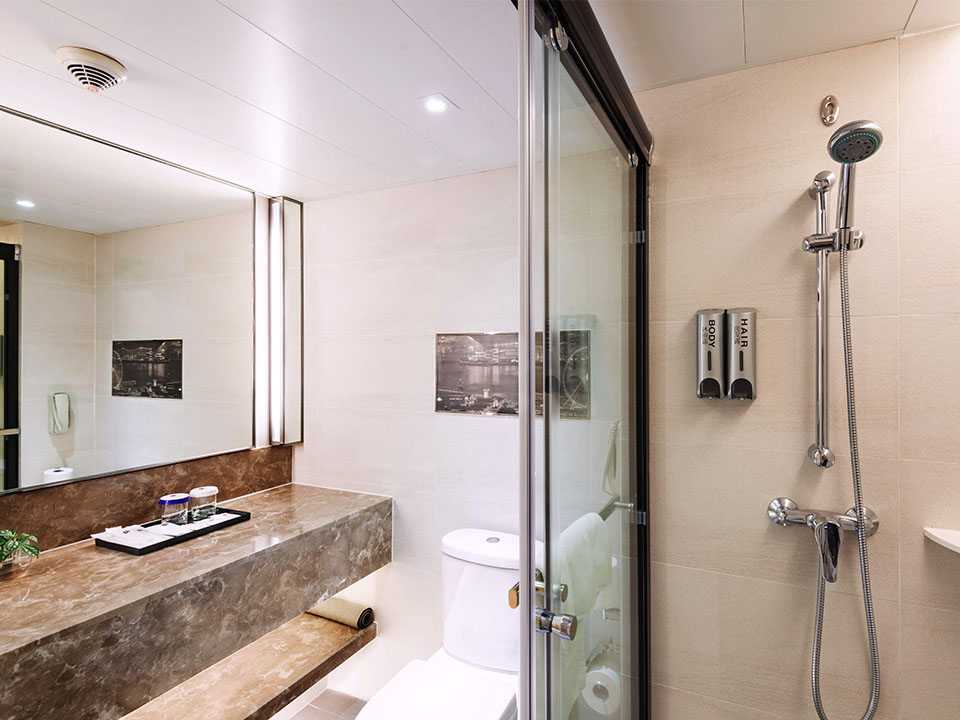 Metropark Hotel Mongkok Hong Kong photograph 9