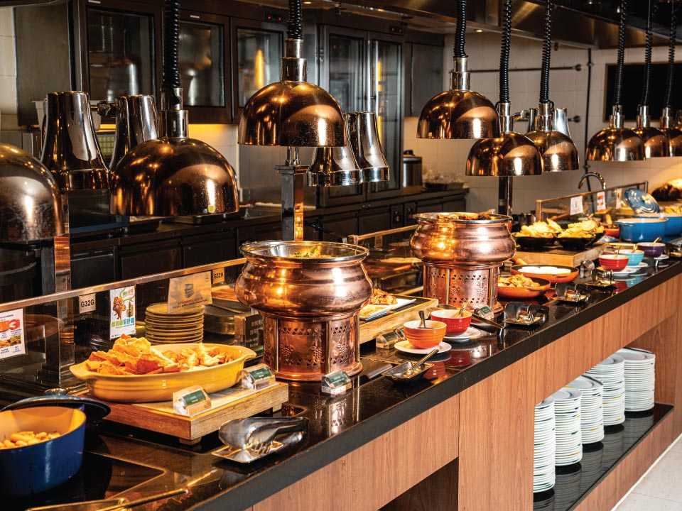Holiday Inn Golden Mile Hong Kong  photograph 2