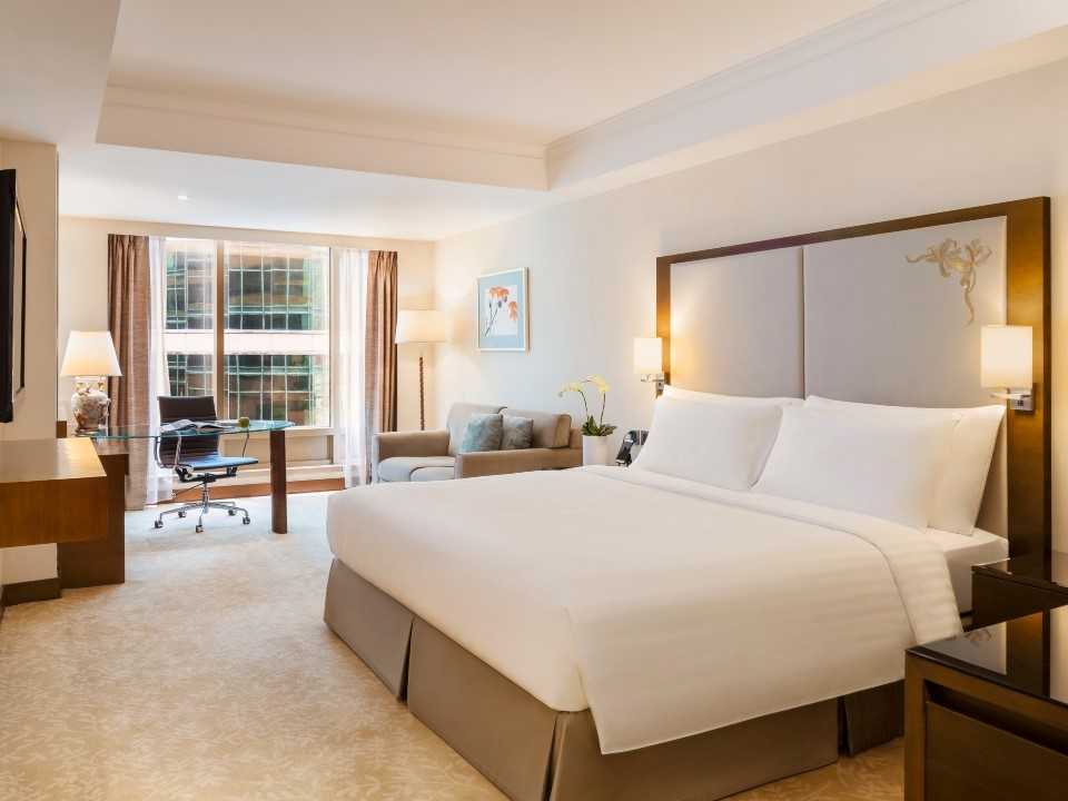 Royal Pacific Hotel photograph 8