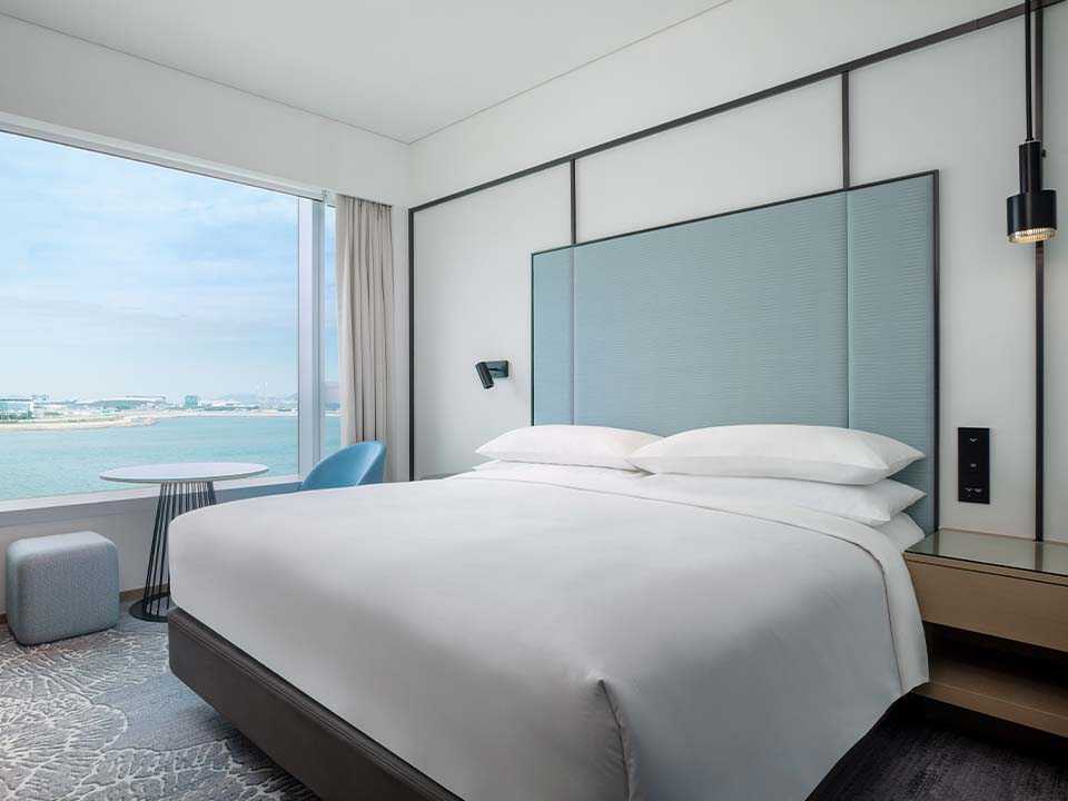 Four Points by Sheraton Hong Kong Tung Chung photograph 8