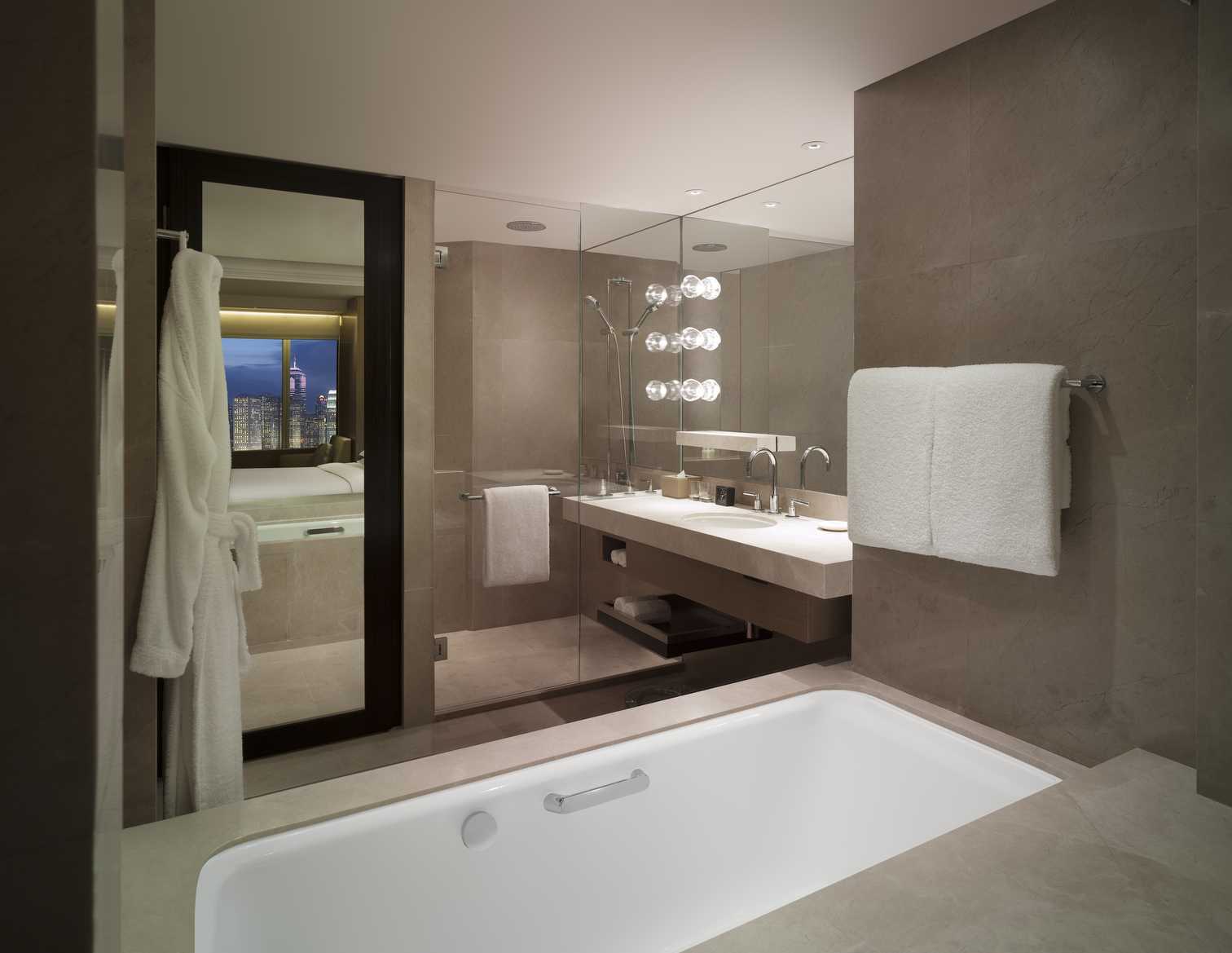 Grand Hyatt Hong Kong photograph 10
