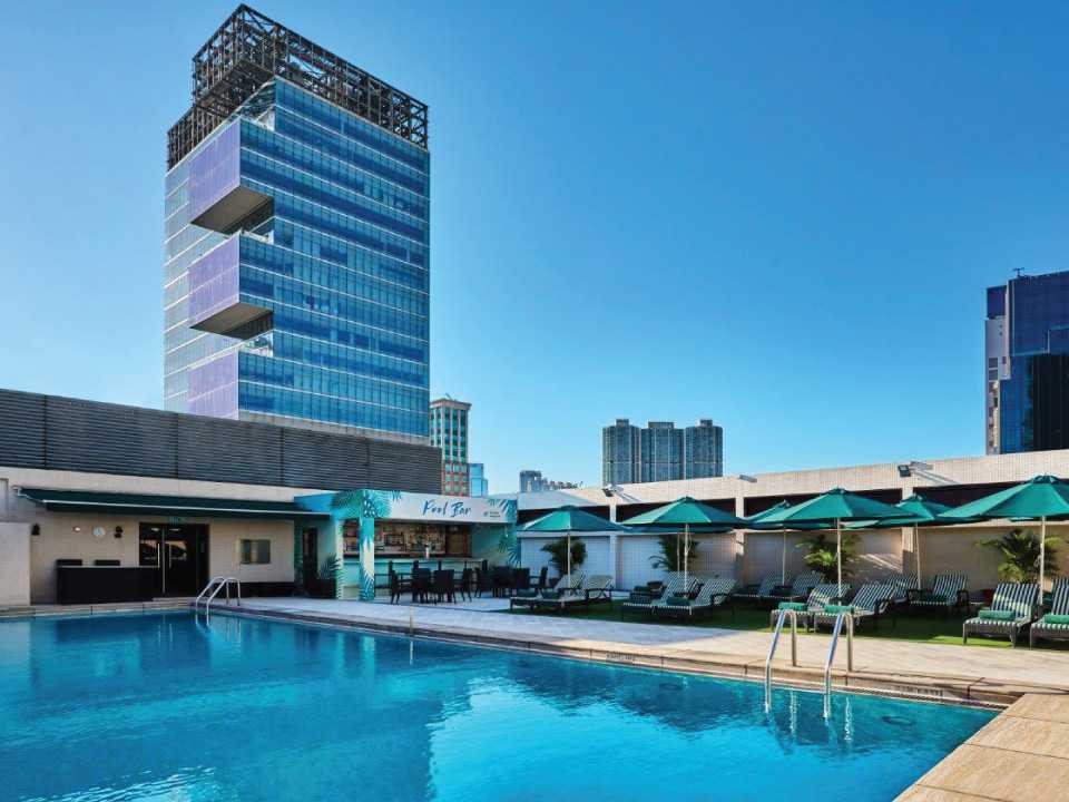 Holiday Inn Golden Mile Hong Kong  photograph 3