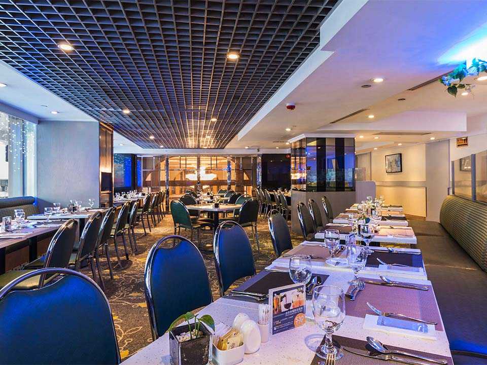 Metropark Hotel Mongkok Hong Kong photograph 1