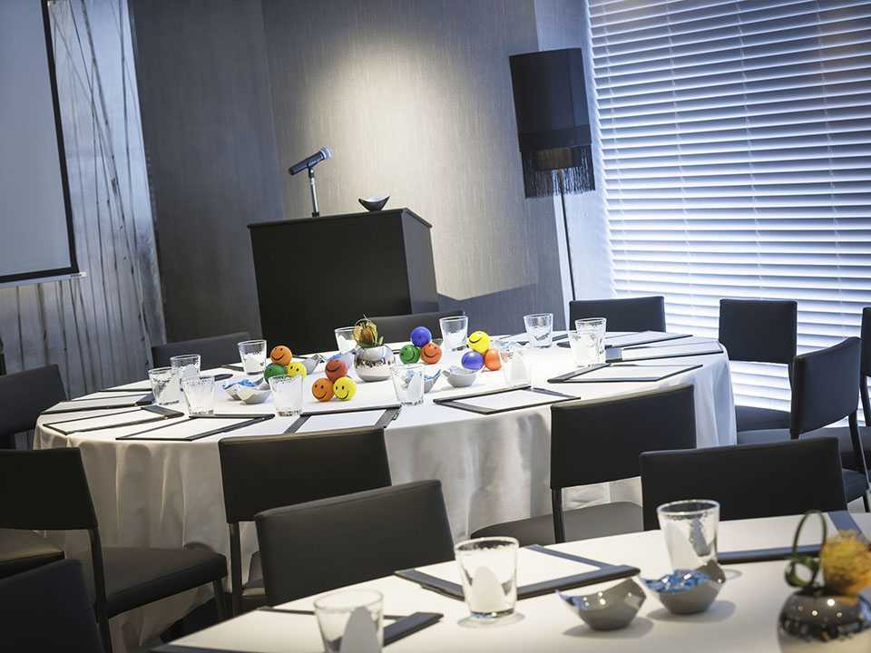 Gateway Hotel photograph 2