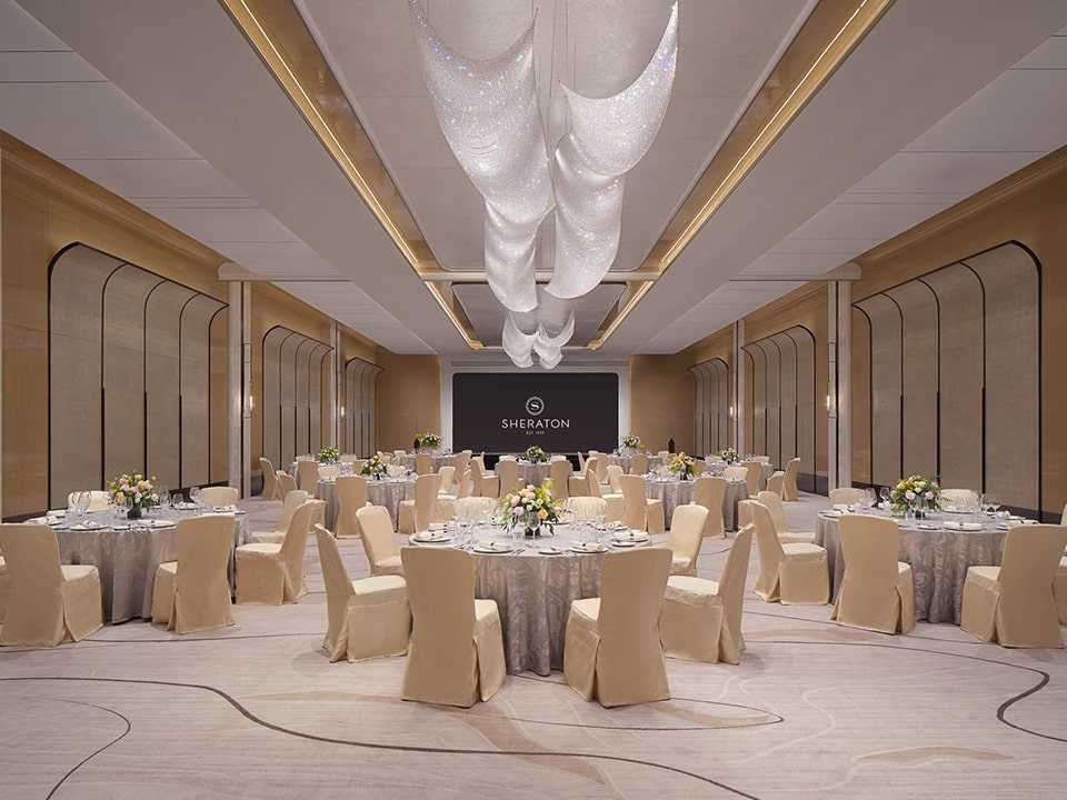 Sheraton Hong Kong Hotel & Towers