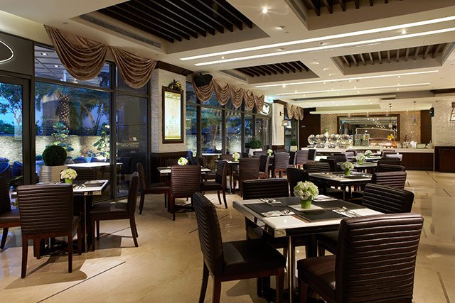 S.aura Hotel photograph 2