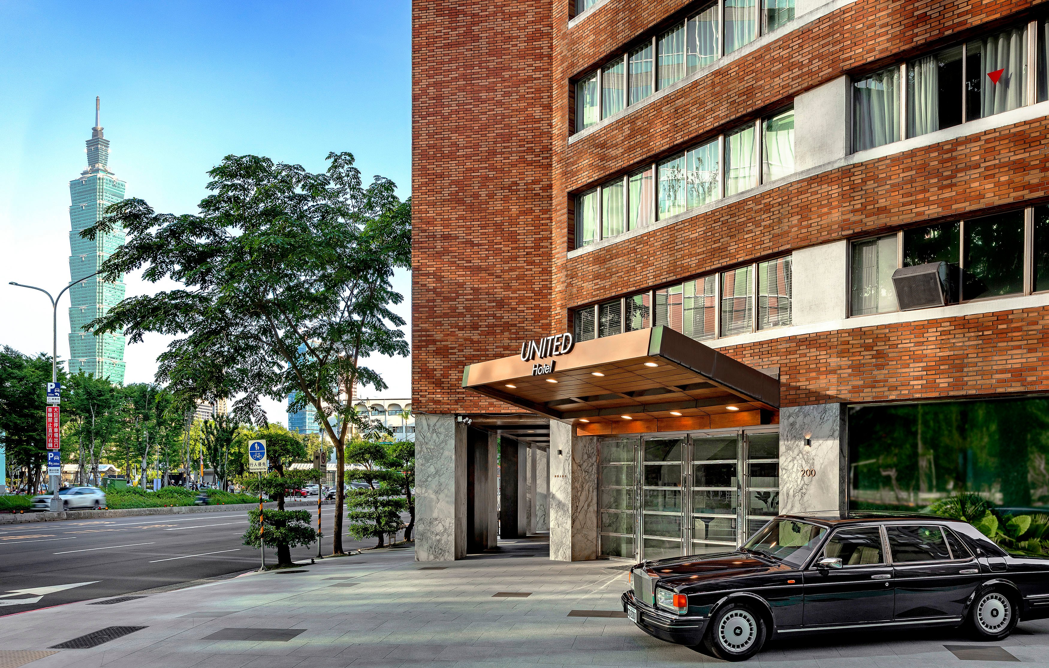 United Hotel photograph 3