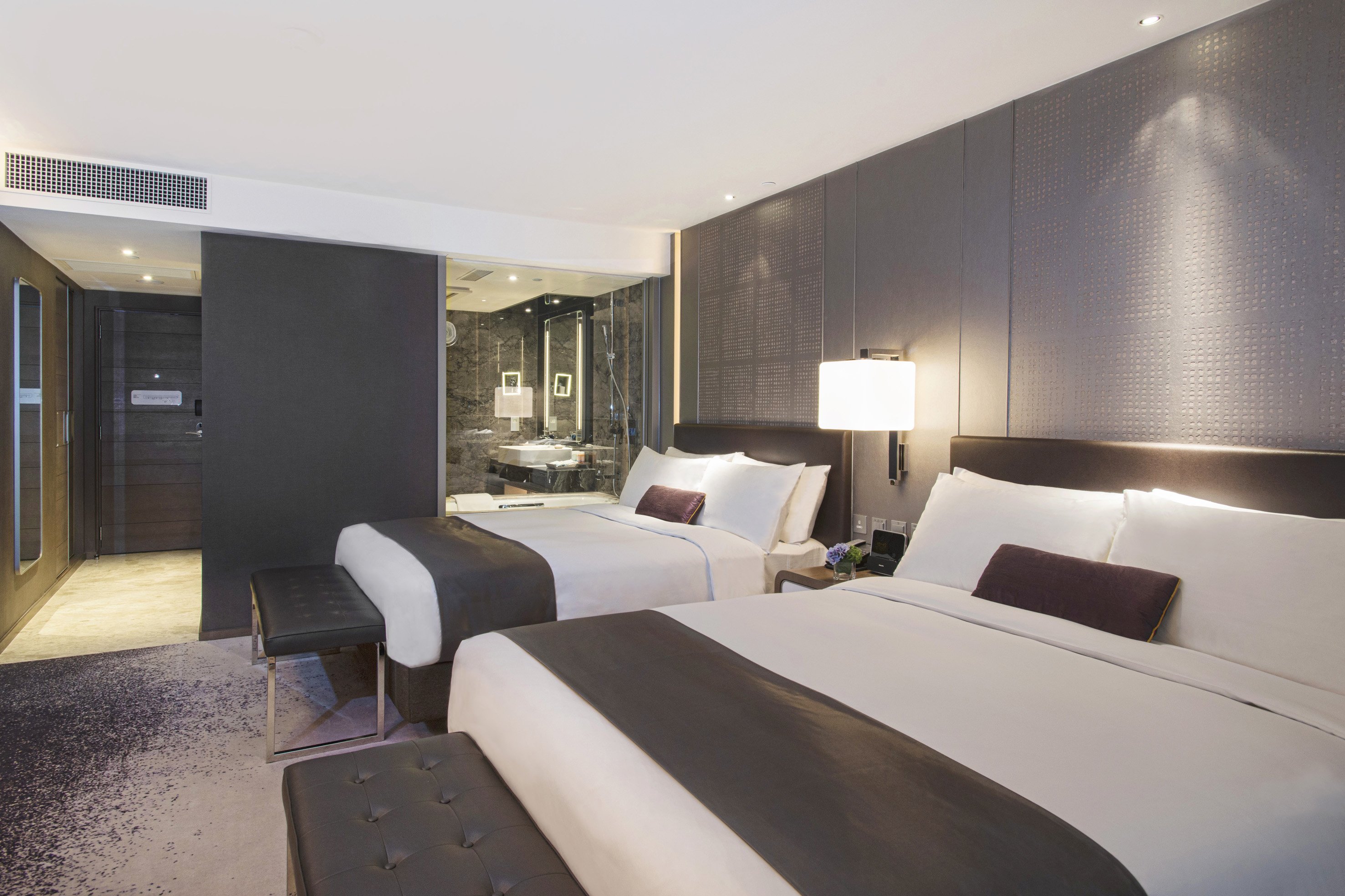 Royal Plaza Hotel
