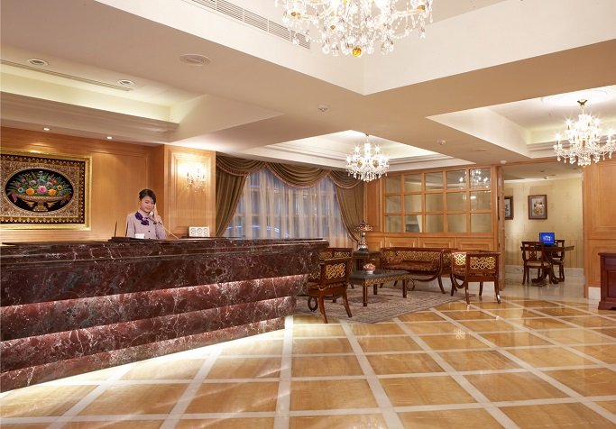 Royal Seasons Hotel-II photograph 1