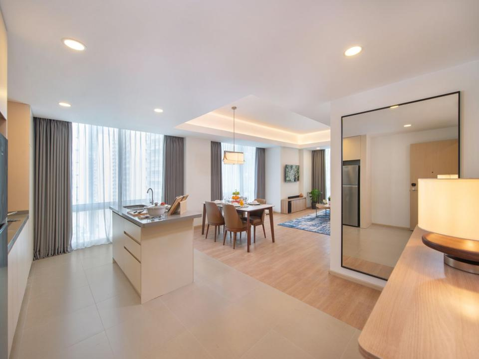 Somerset Valero Makati photograph 5