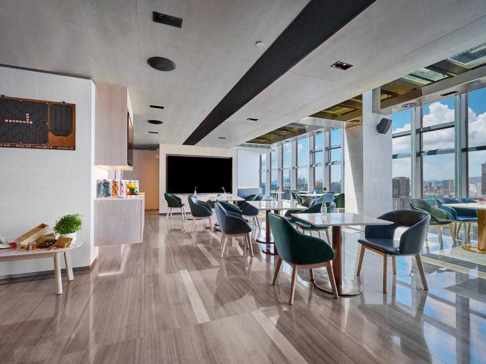 Nina Hotel Kowloon East  photograph 6