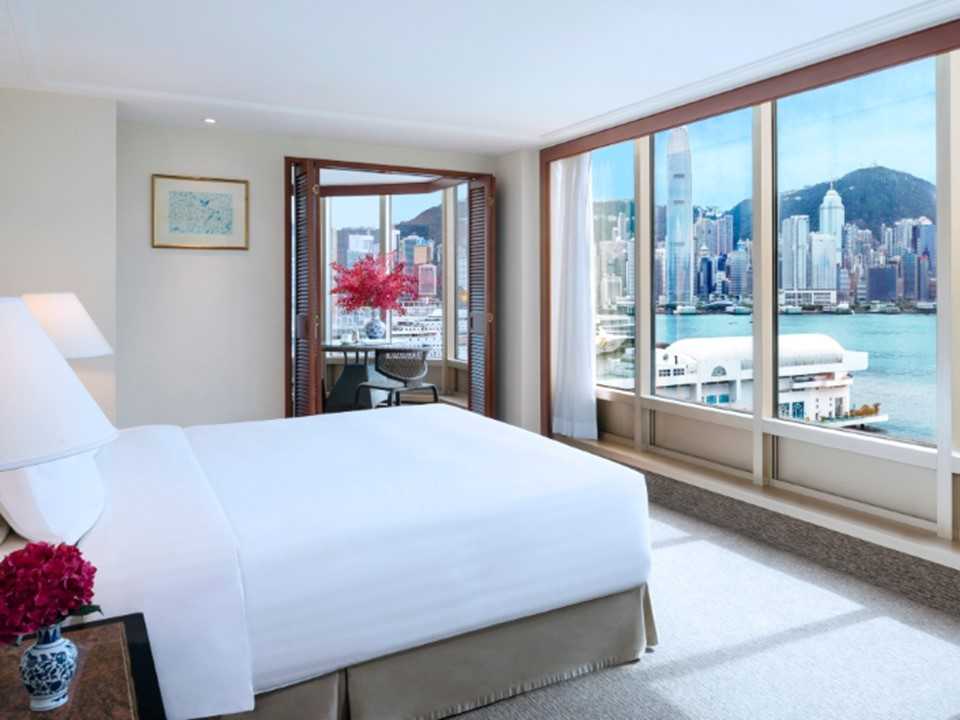 Royal Pacific Hotel photograph 4